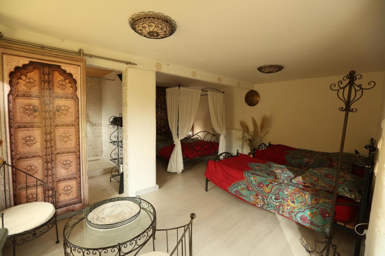 Fenetre Sur Loire Bed & Breakfast Iguerande Екстериор снимка