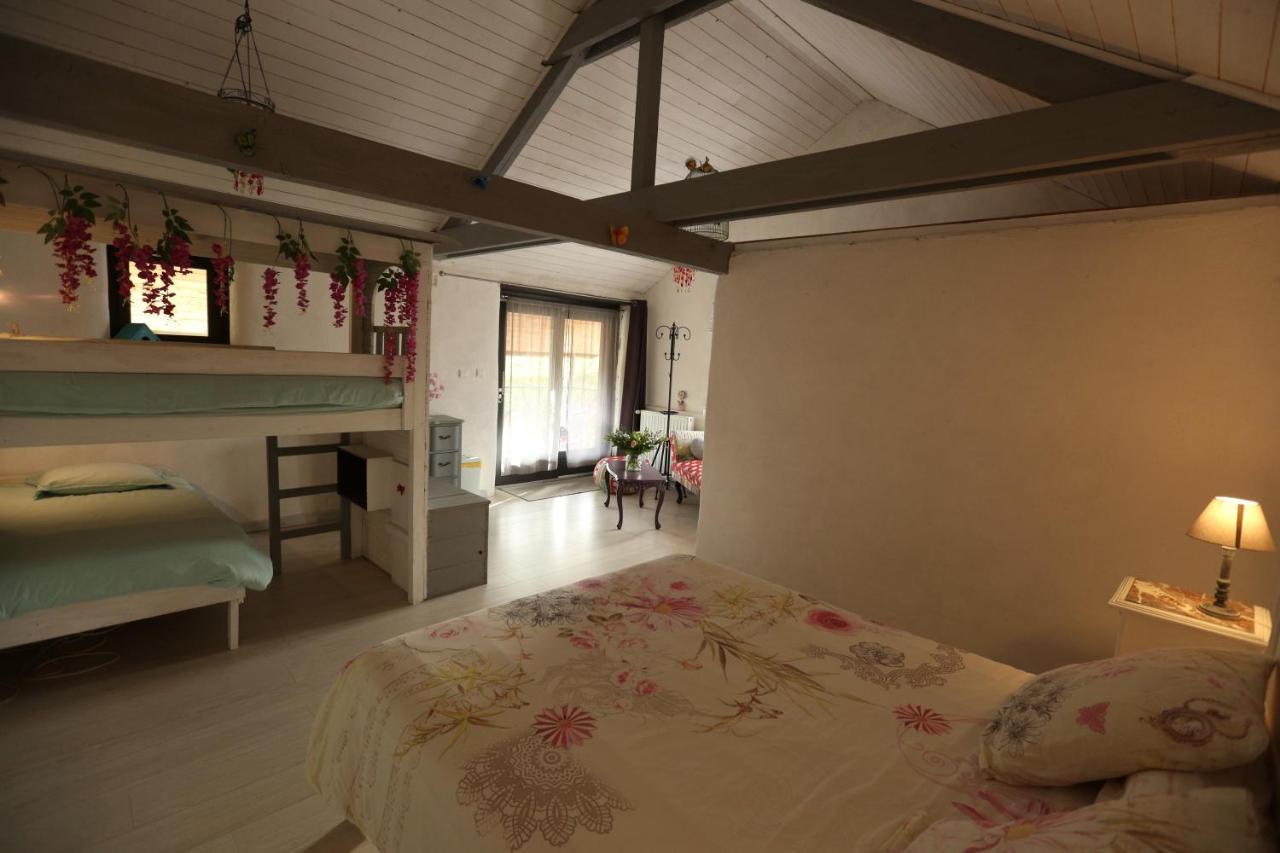 Fenetre Sur Loire Bed & Breakfast Iguerande Екстериор снимка