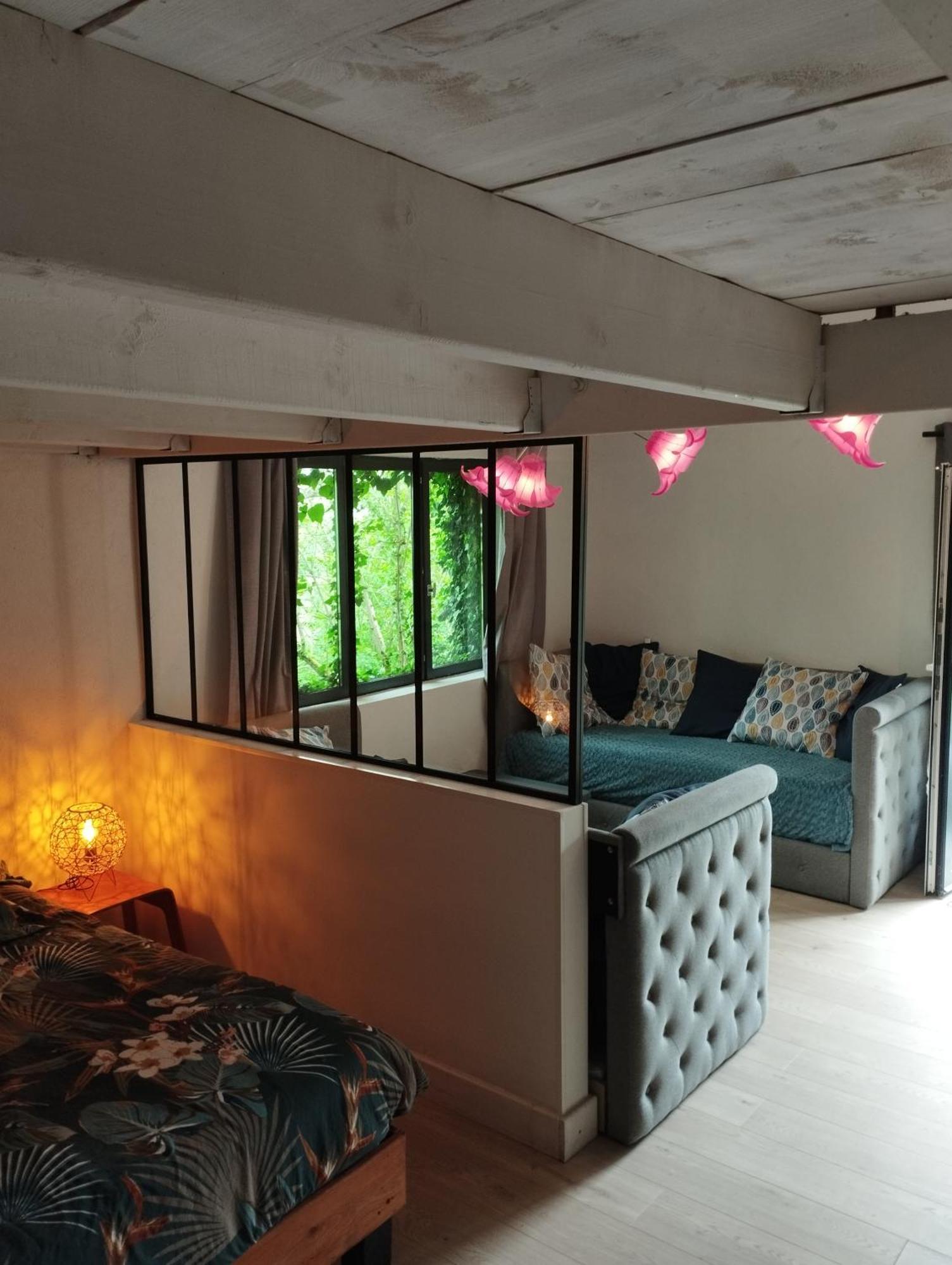 Fenetre Sur Loire Bed & Breakfast Iguerande Екстериор снимка