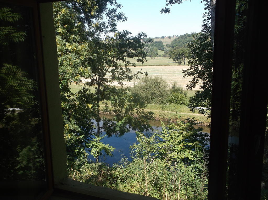 Fenetre Sur Loire Bed & Breakfast Iguerande Стая снимка