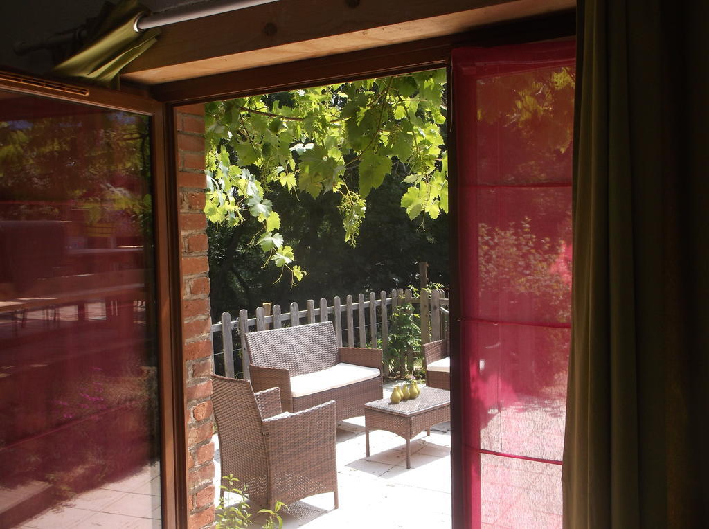 Fenetre Sur Loire Bed & Breakfast Iguerande Стая снимка
