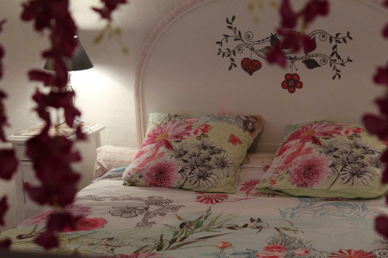 Fenetre Sur Loire Bed & Breakfast Iguerande Екстериор снимка